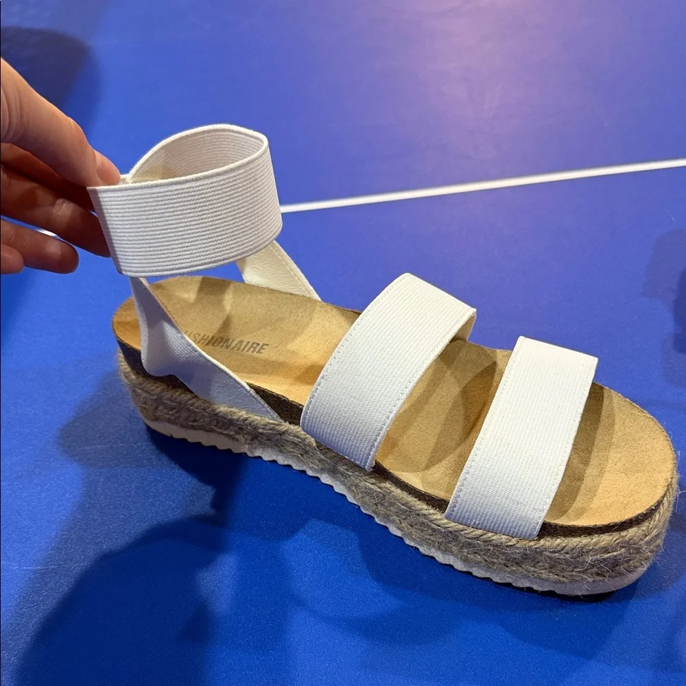 CUSHIONAIRE Mandy Strappy Espadrille Platform Sandals